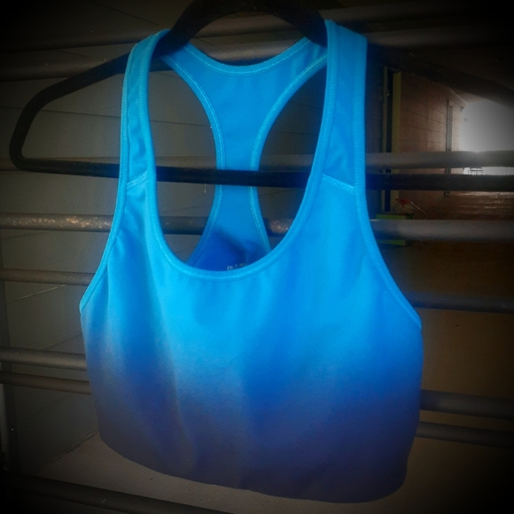 Old Navy Active Go Dry Sports Bra - Picture 2 of 7